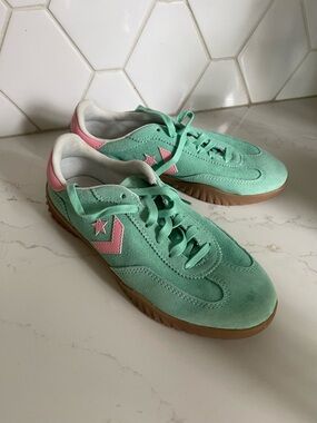 Converse Mint Green Low-Top Sneakers with Pink Logo Detail